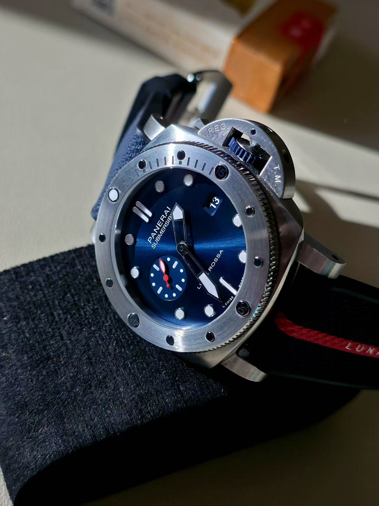Panerai PAM01391 detail 1