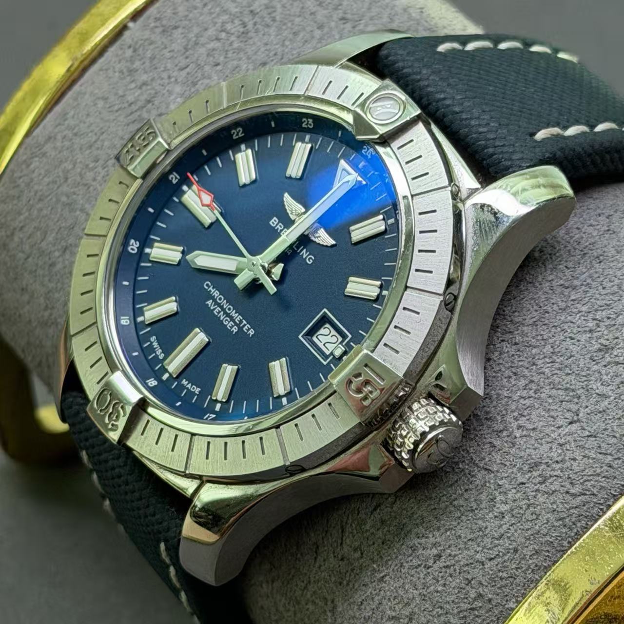 Breitling A17318101C1X1 detail 7