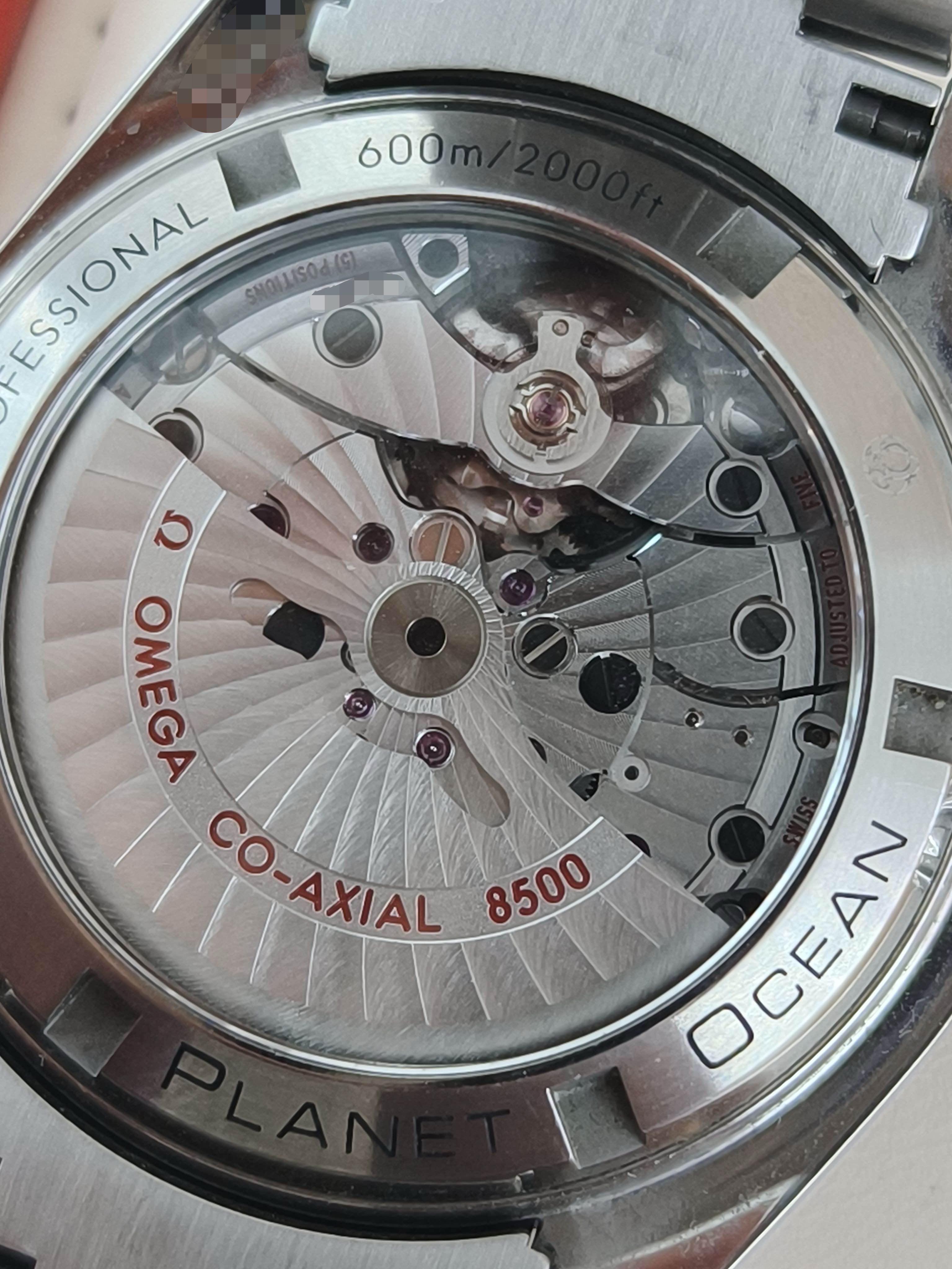 Omega 232.30.42.21.01.003 detail 3
