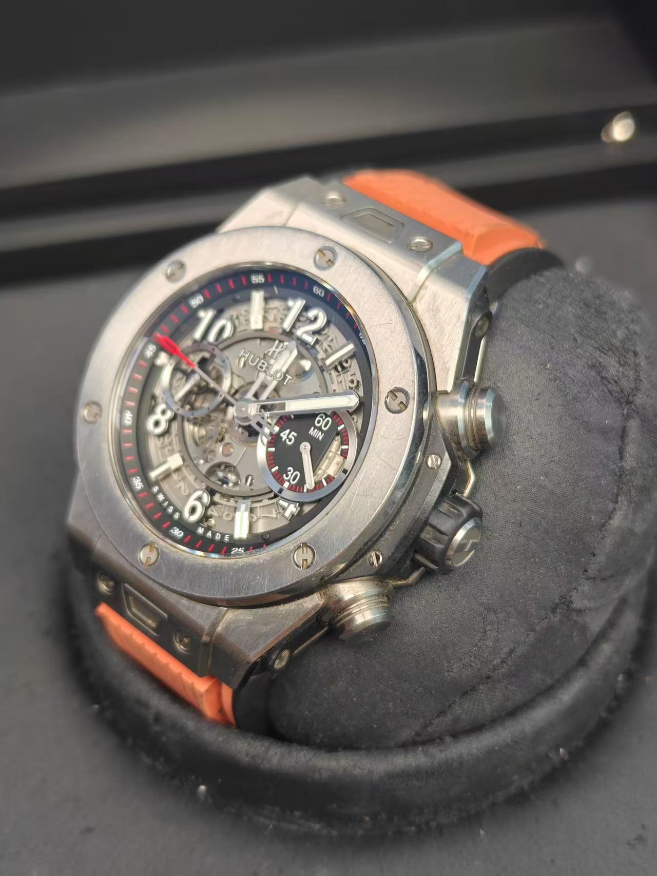 Hublot 411.NX.1170.RX detail 1