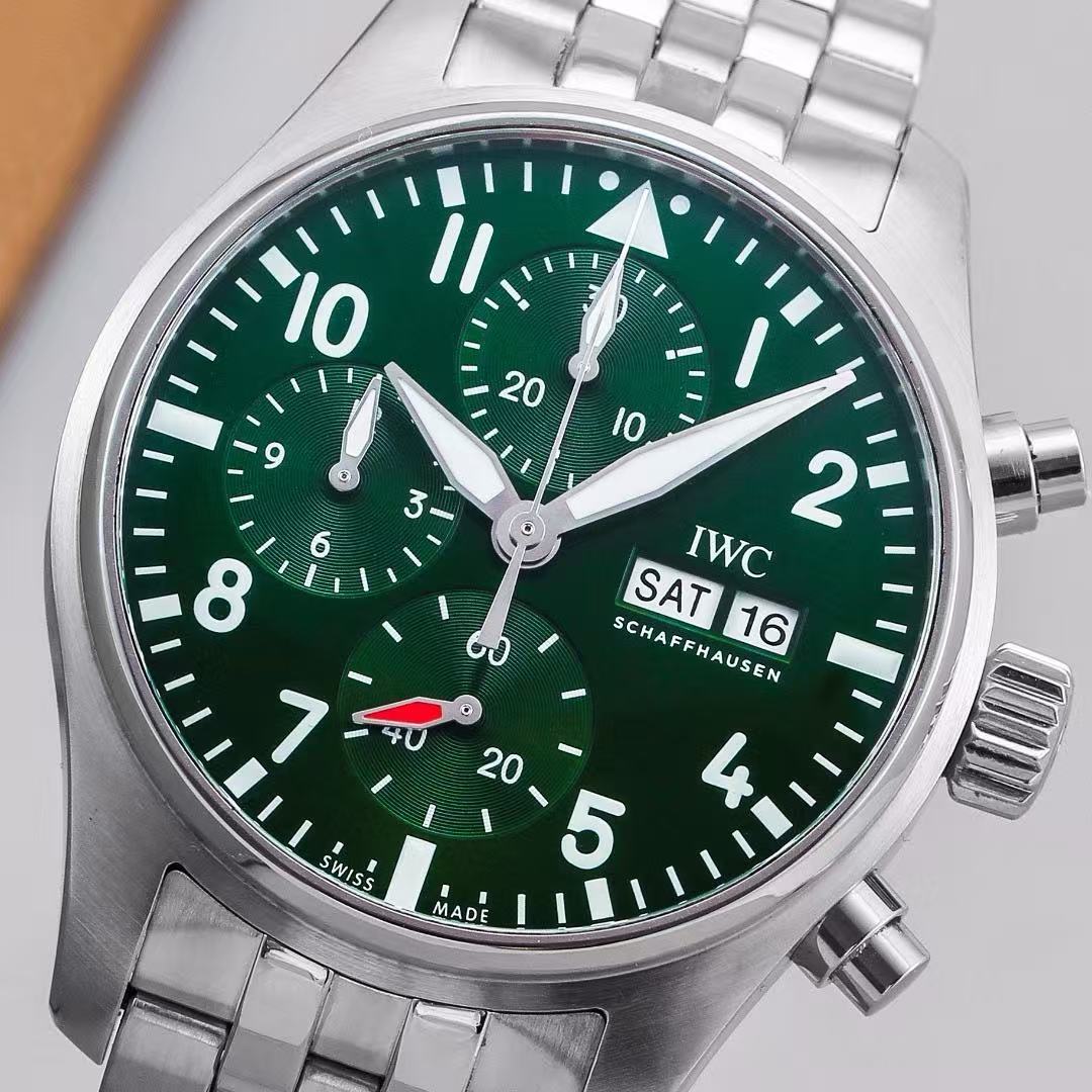 IWC IW388104 detail 2