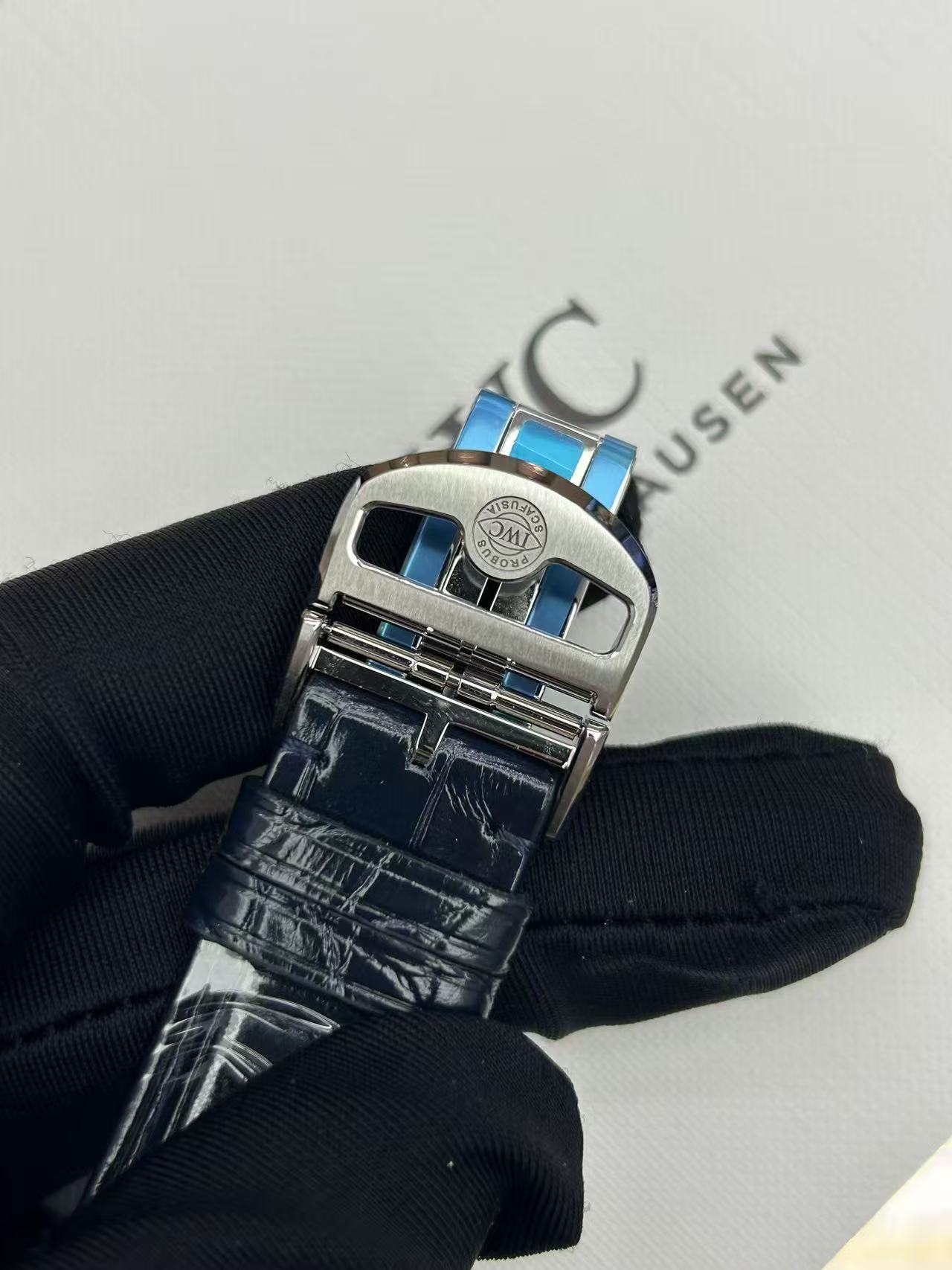 IWC IW371605 detail 3