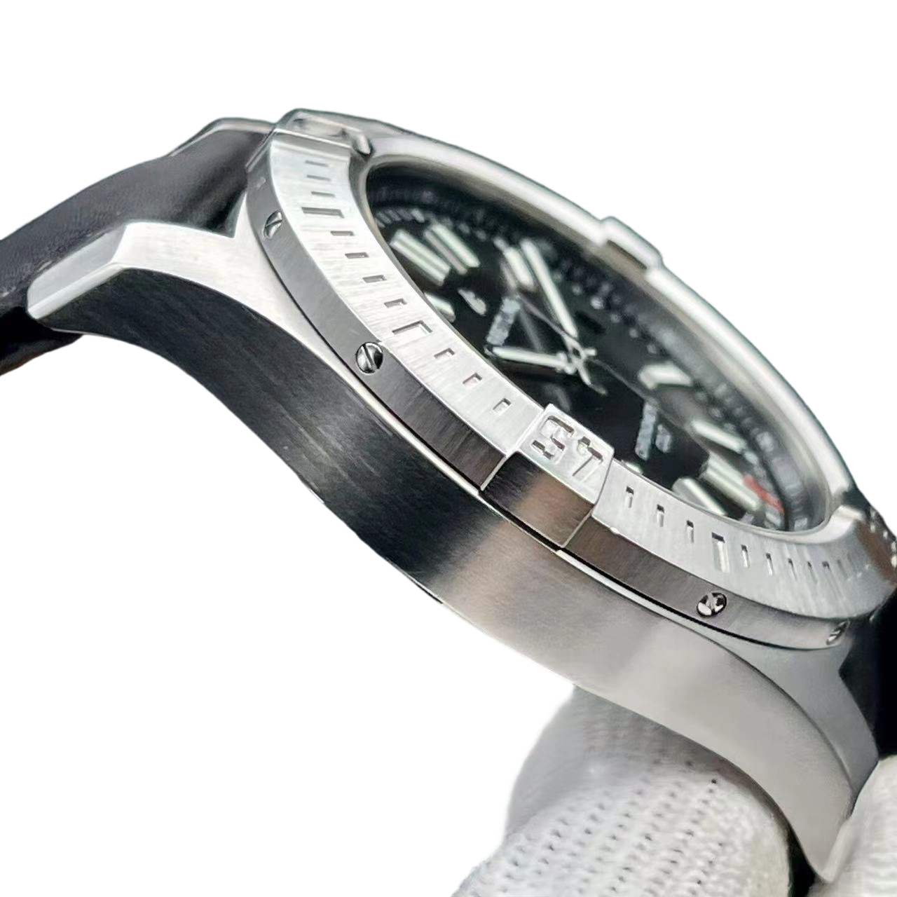 Breitling A17388101B1X1 detail 4
