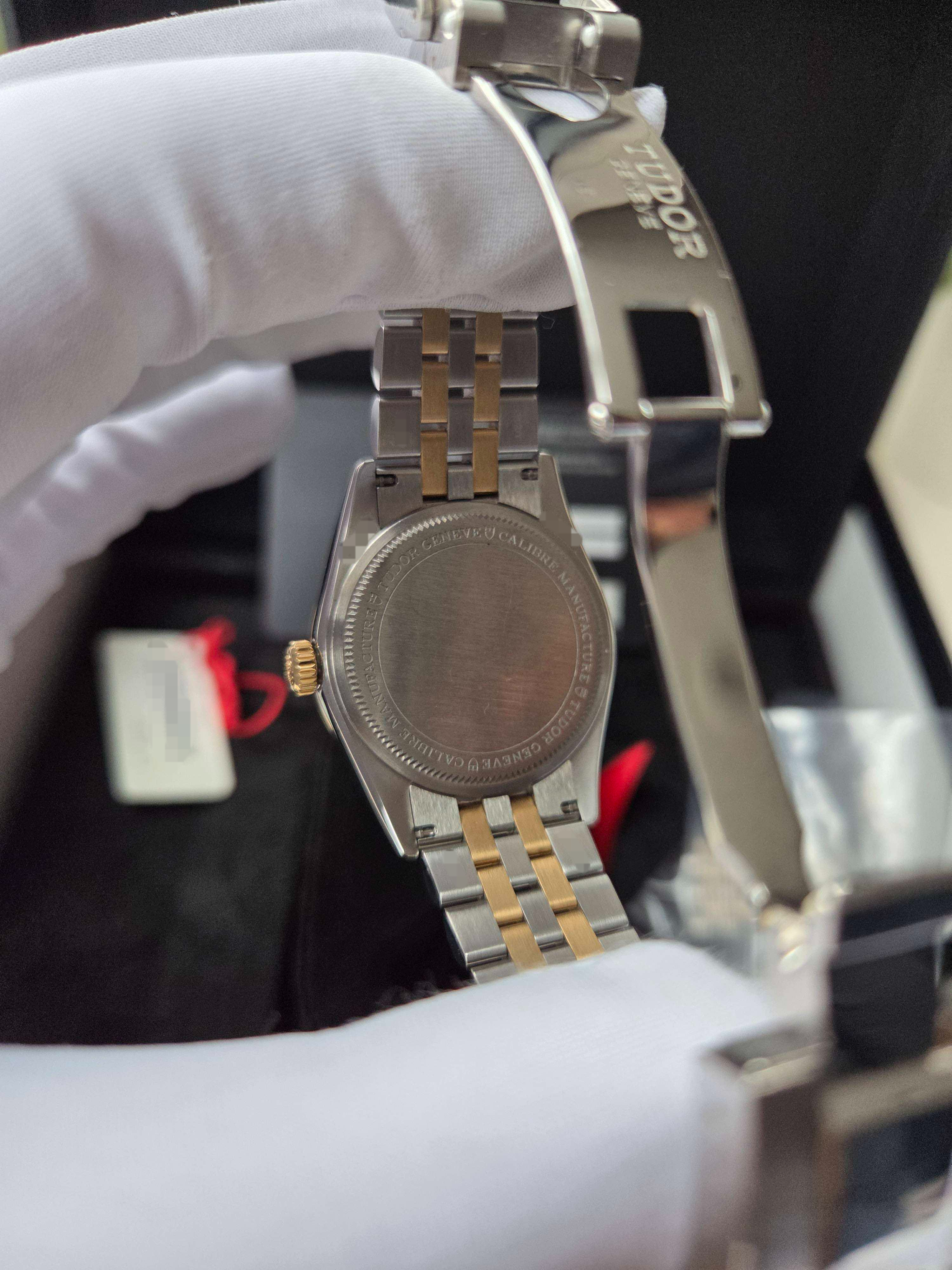 Tudor M79603-0001 detail 1