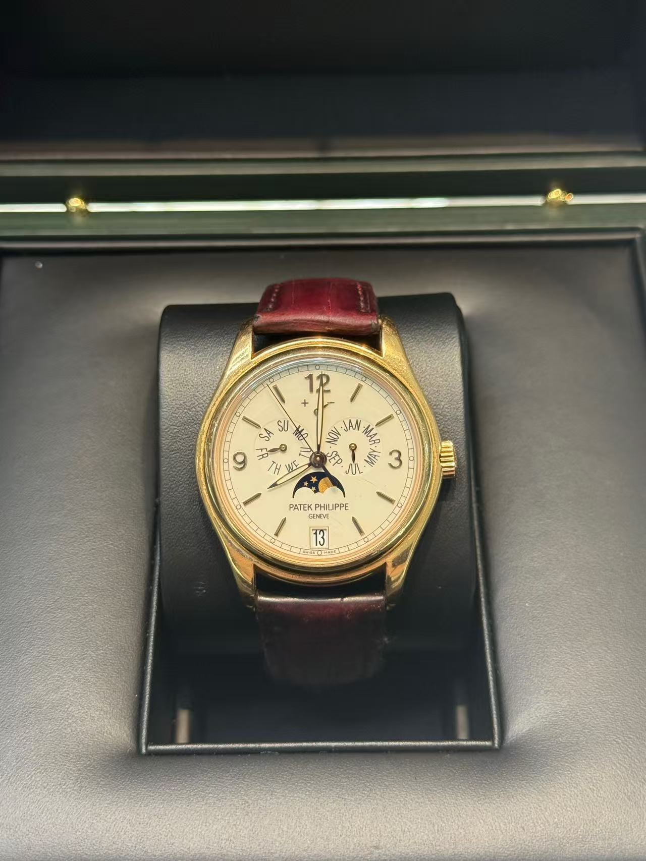 Patek Philippe 5146R detail 1