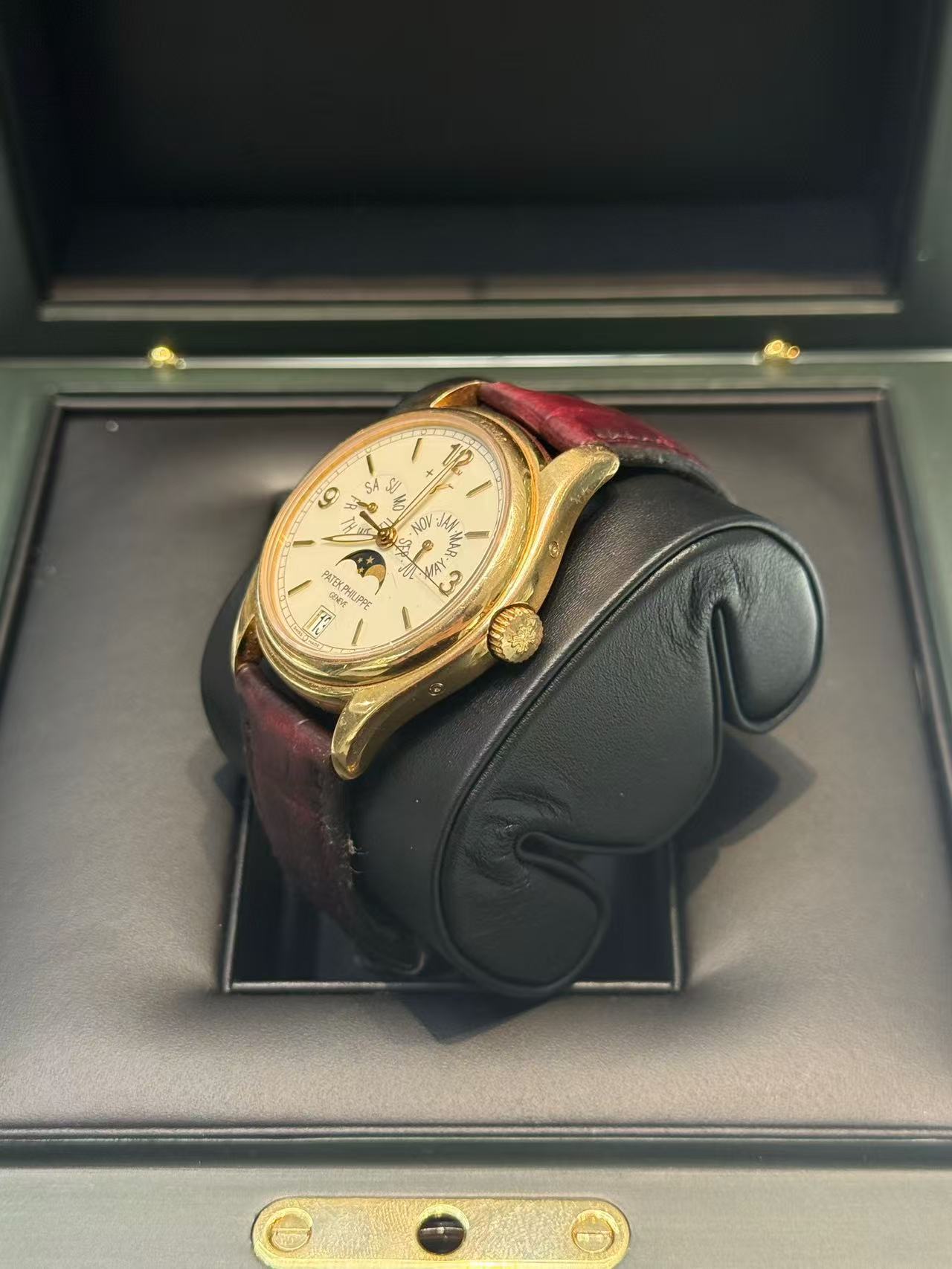 Patek Philippe 5146R detail 4