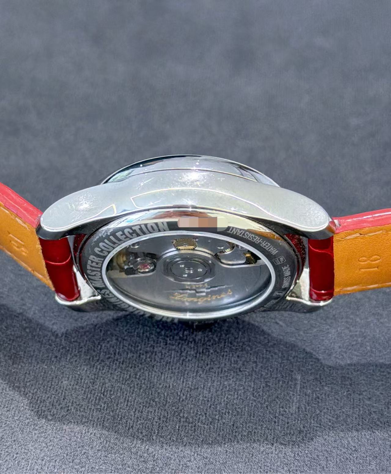 Longines L2.409.4.87.2 detail 1