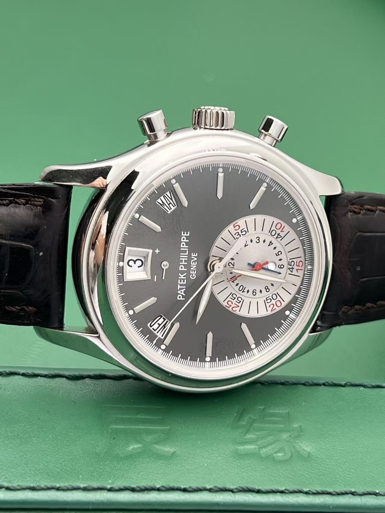 Patek Philippe 5960P-001