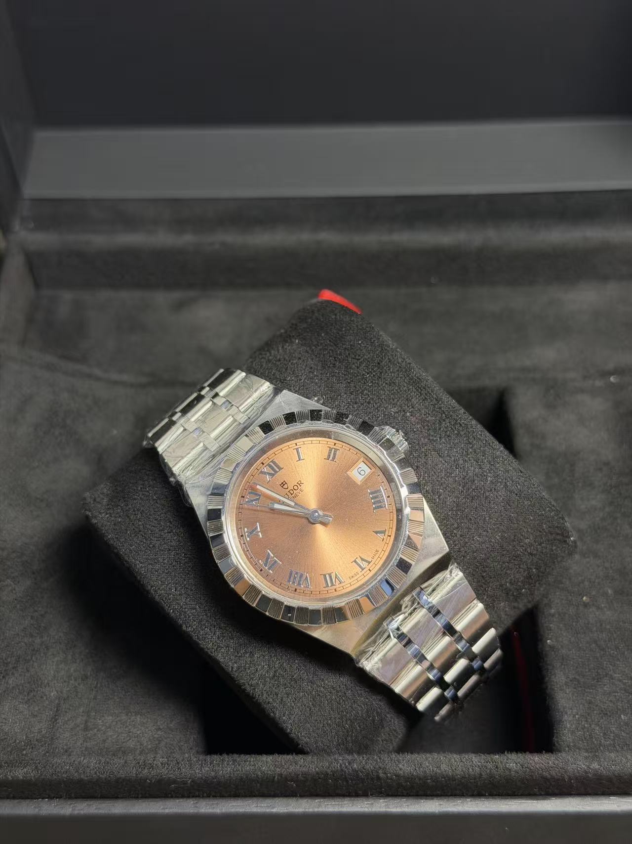 Tudor m28400-0009