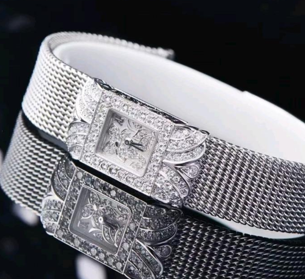 Audemars Piguet 67176BC detail 2
