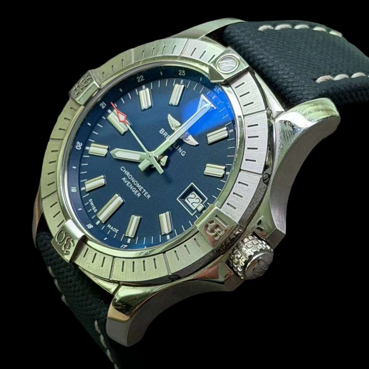 Breitling A17318101C1X1 detail 3