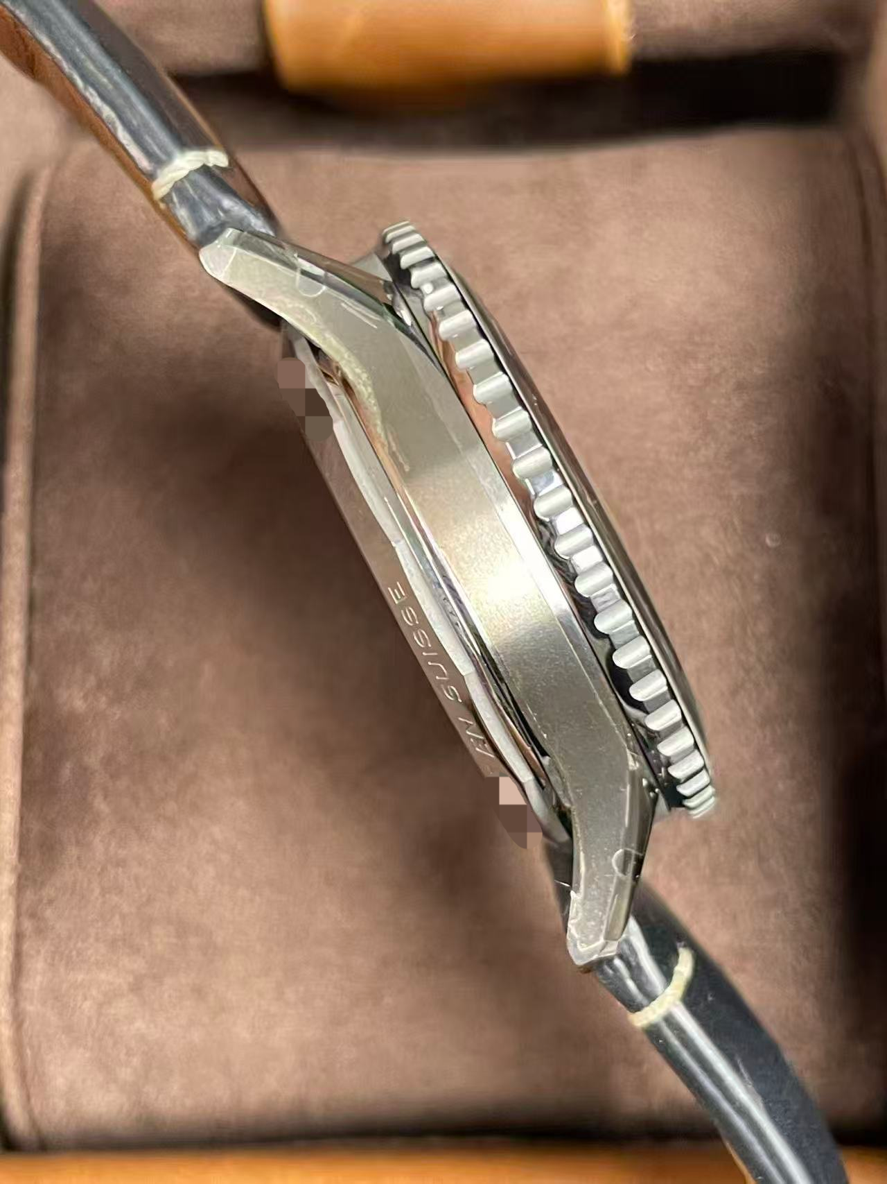 Breitling AB0139211b1p1 detail 3