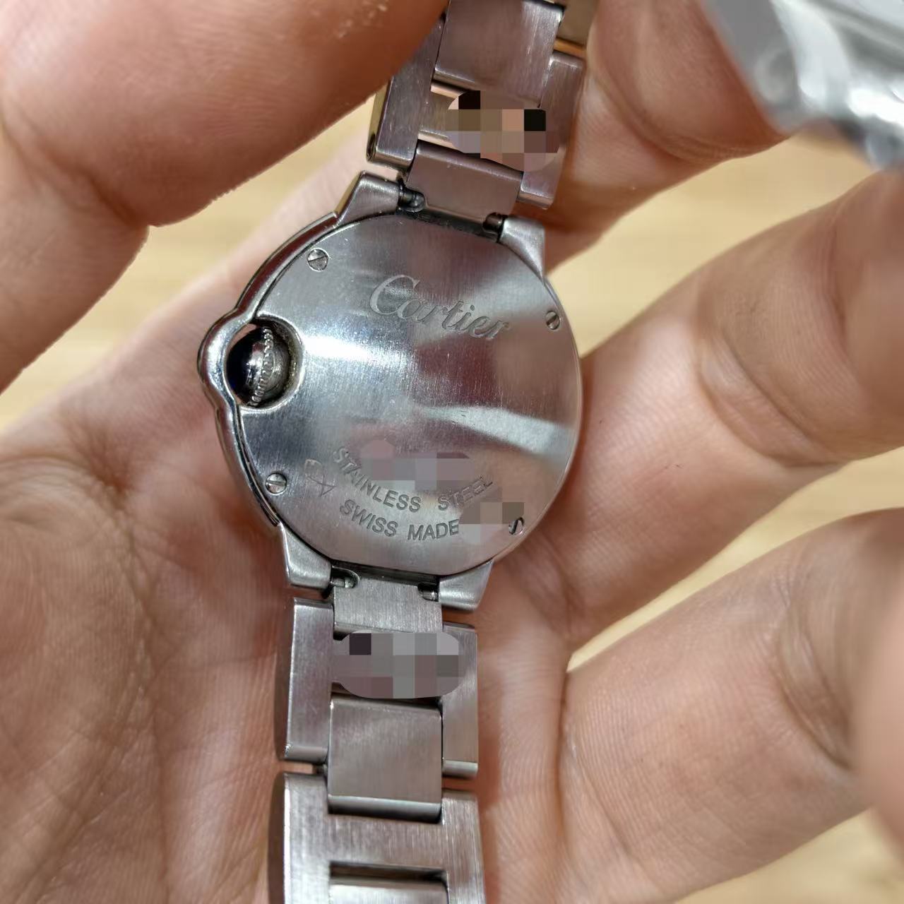 Cartier W69010Z4 detail 3