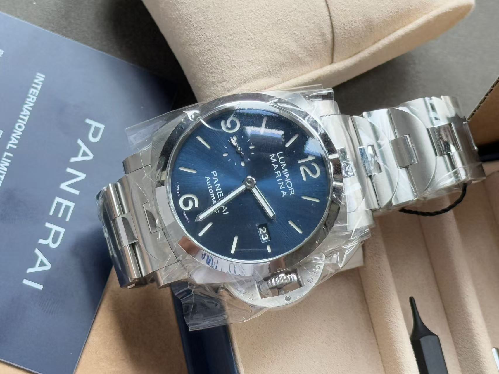 Panerai PAM01316 detail 3