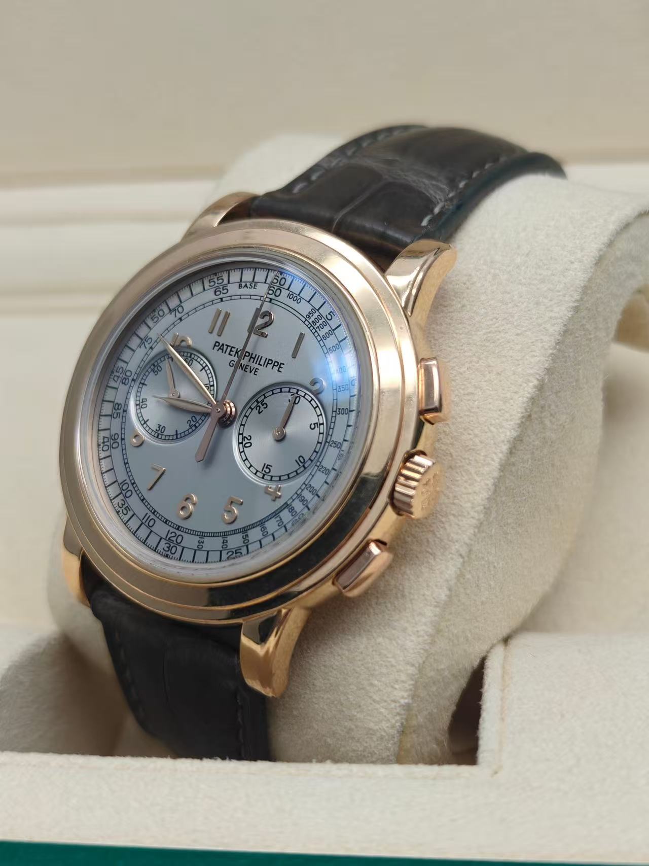 Patek Philippe 5070R-001 detail 1