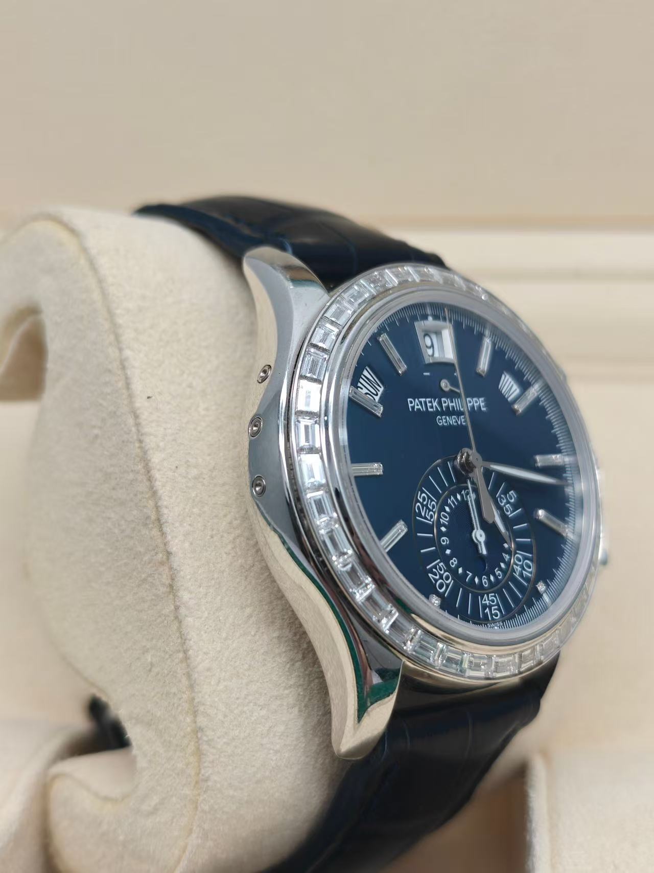 Patek Philippe 5961P-001 detail 1