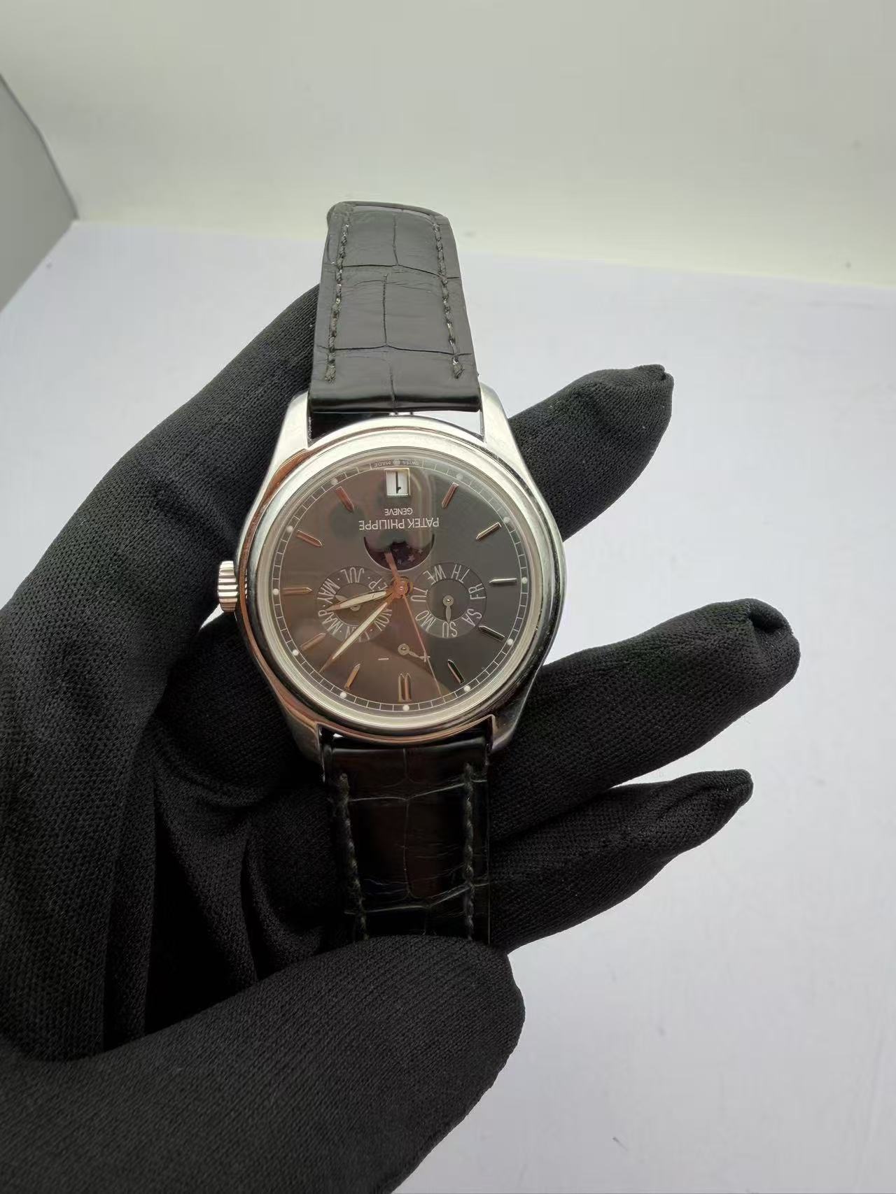 Patek Philippe 5146P-001 detail 3