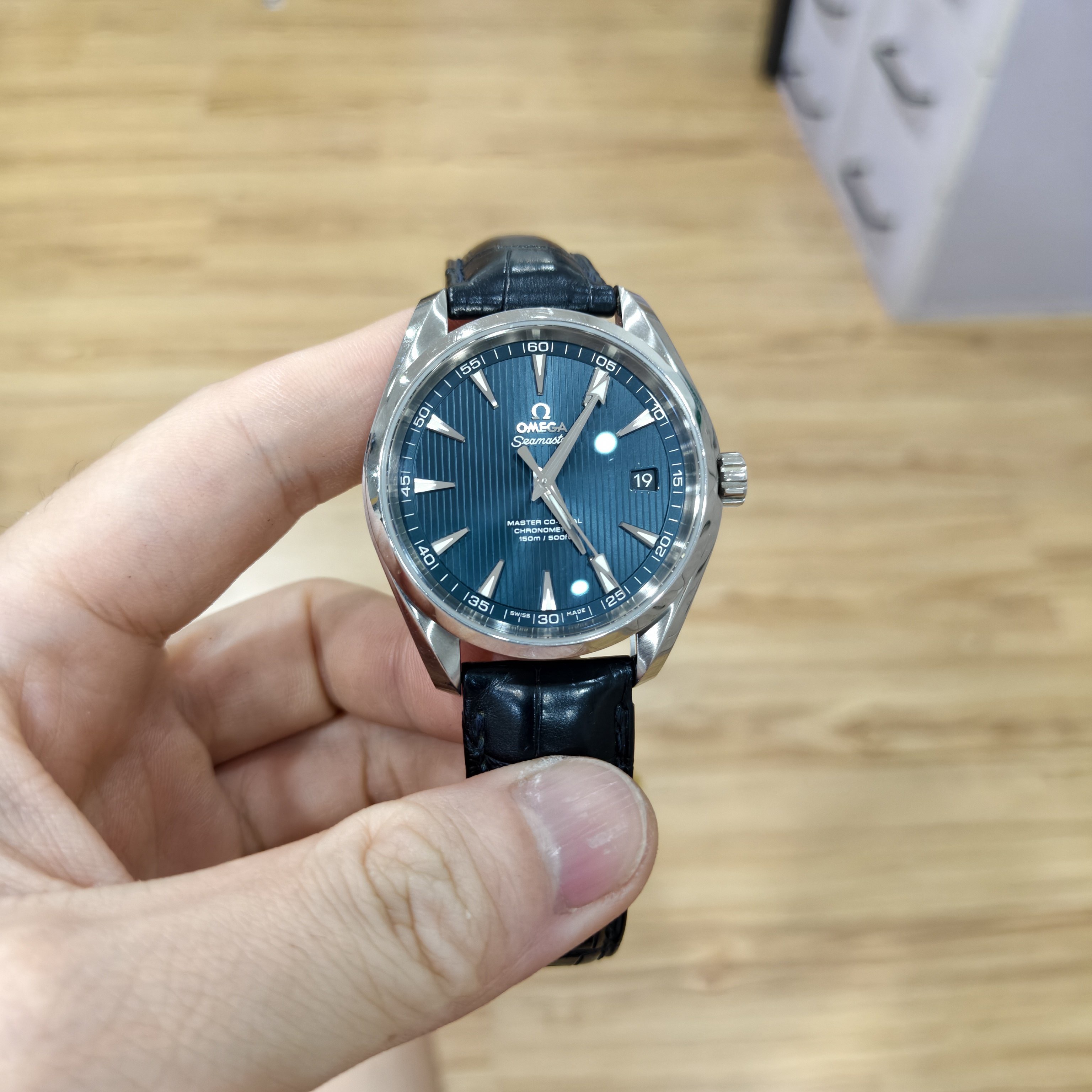 Omega 231.13.42.21.03.001