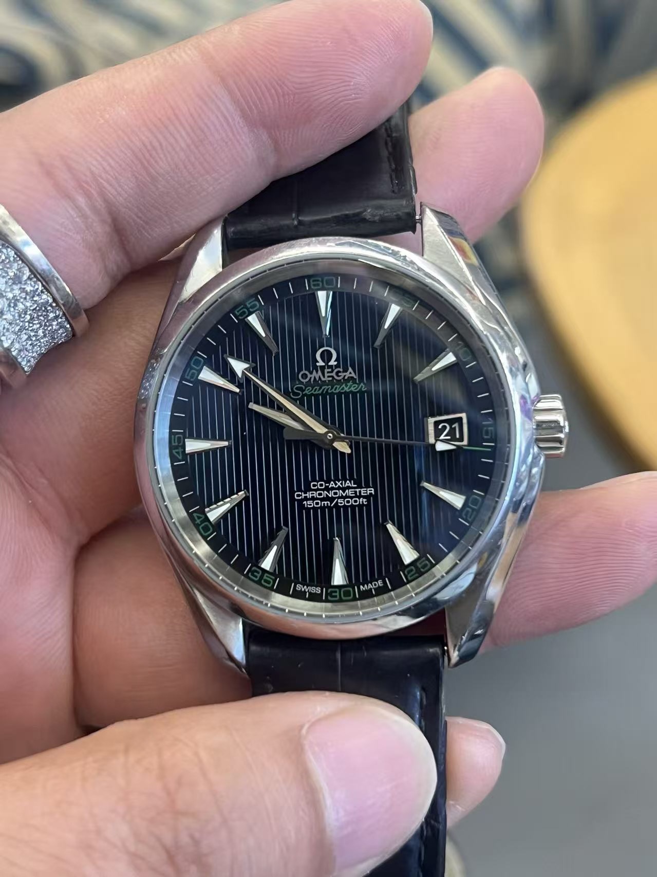 Omega 231.10.42.21.01.001