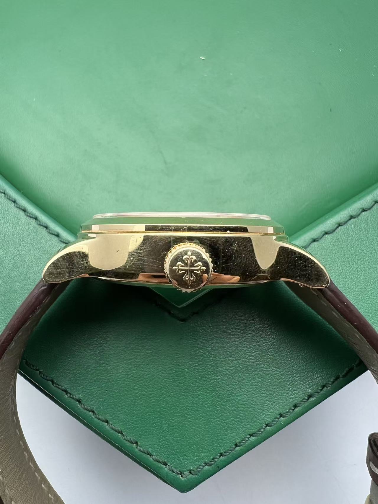 Patek Philippe 7234R-001 detail 2
