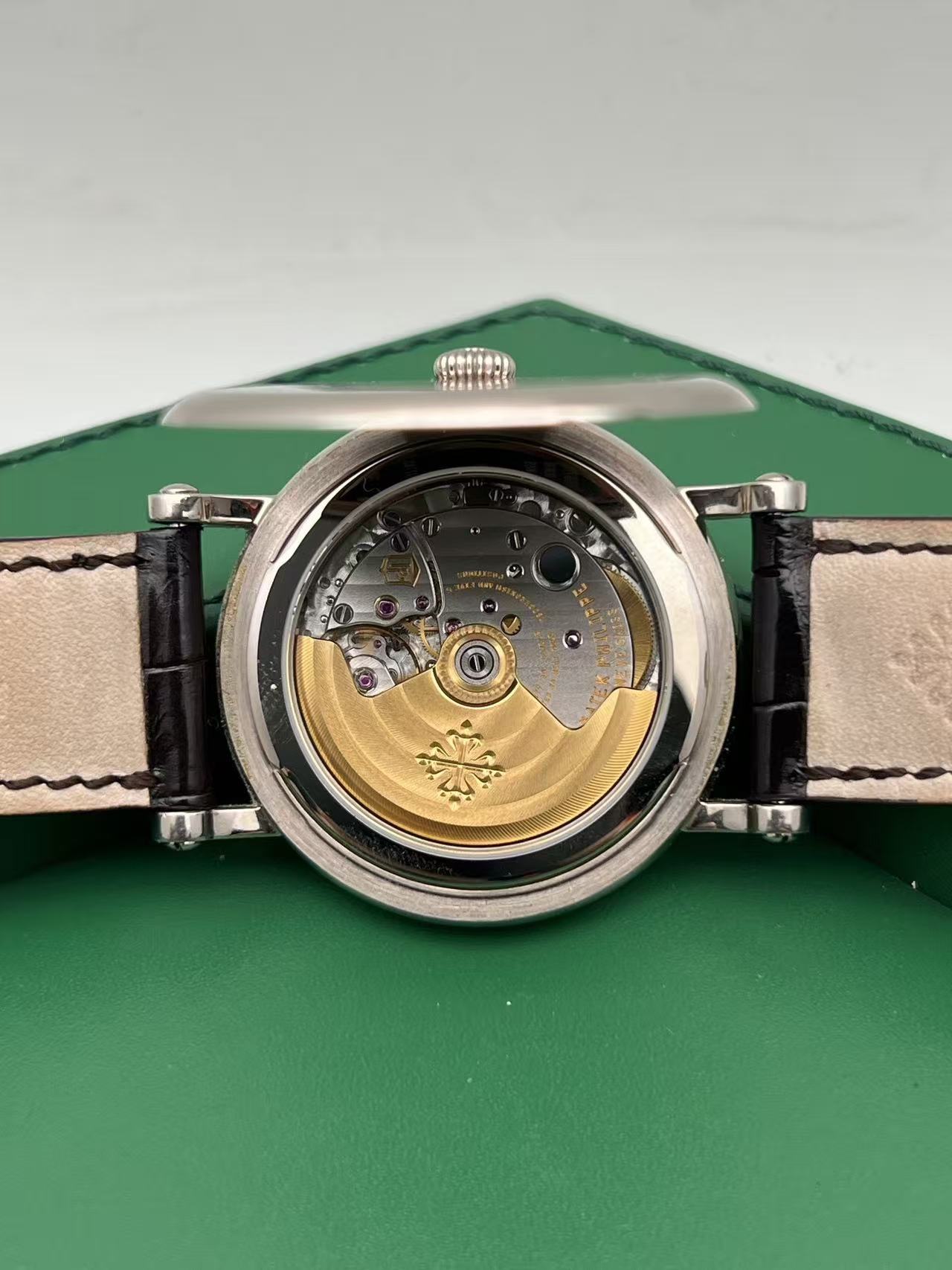 Patek Philippe 5159G-001 detail 1