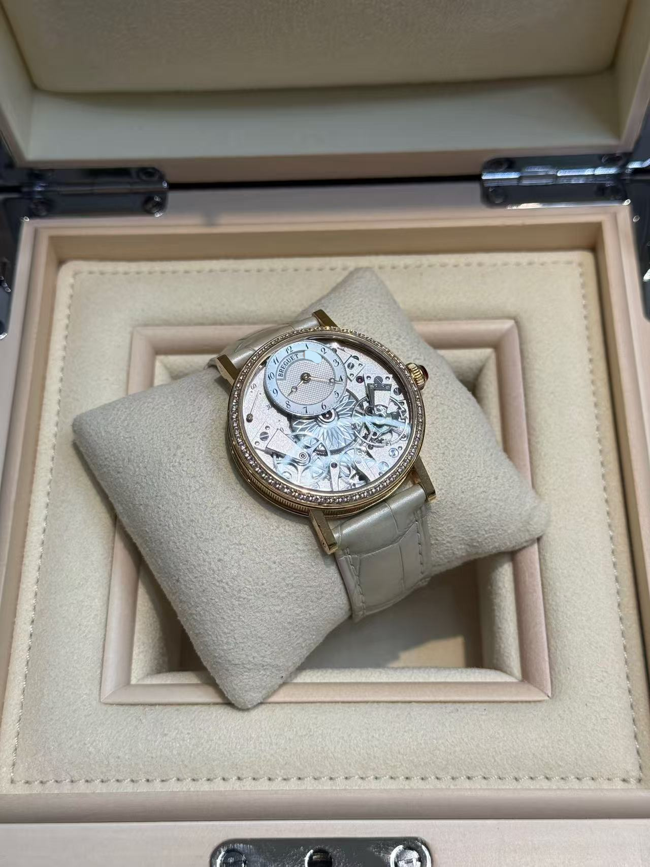 Breguet 7038BR / 18 / 9V6 / D00D detail 2