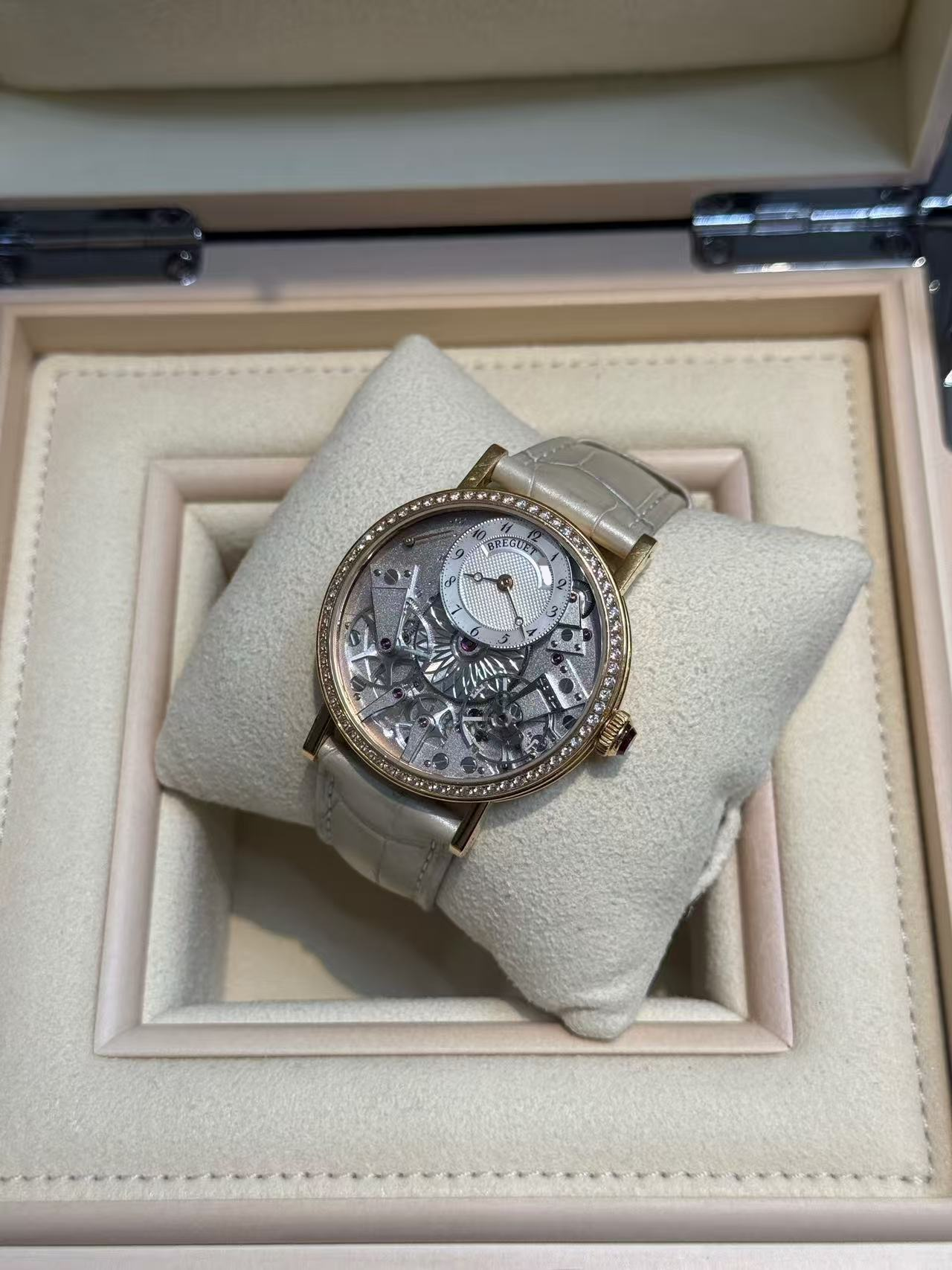 Breguet 7038BR / 18 / 9V6 / D00D detail 1