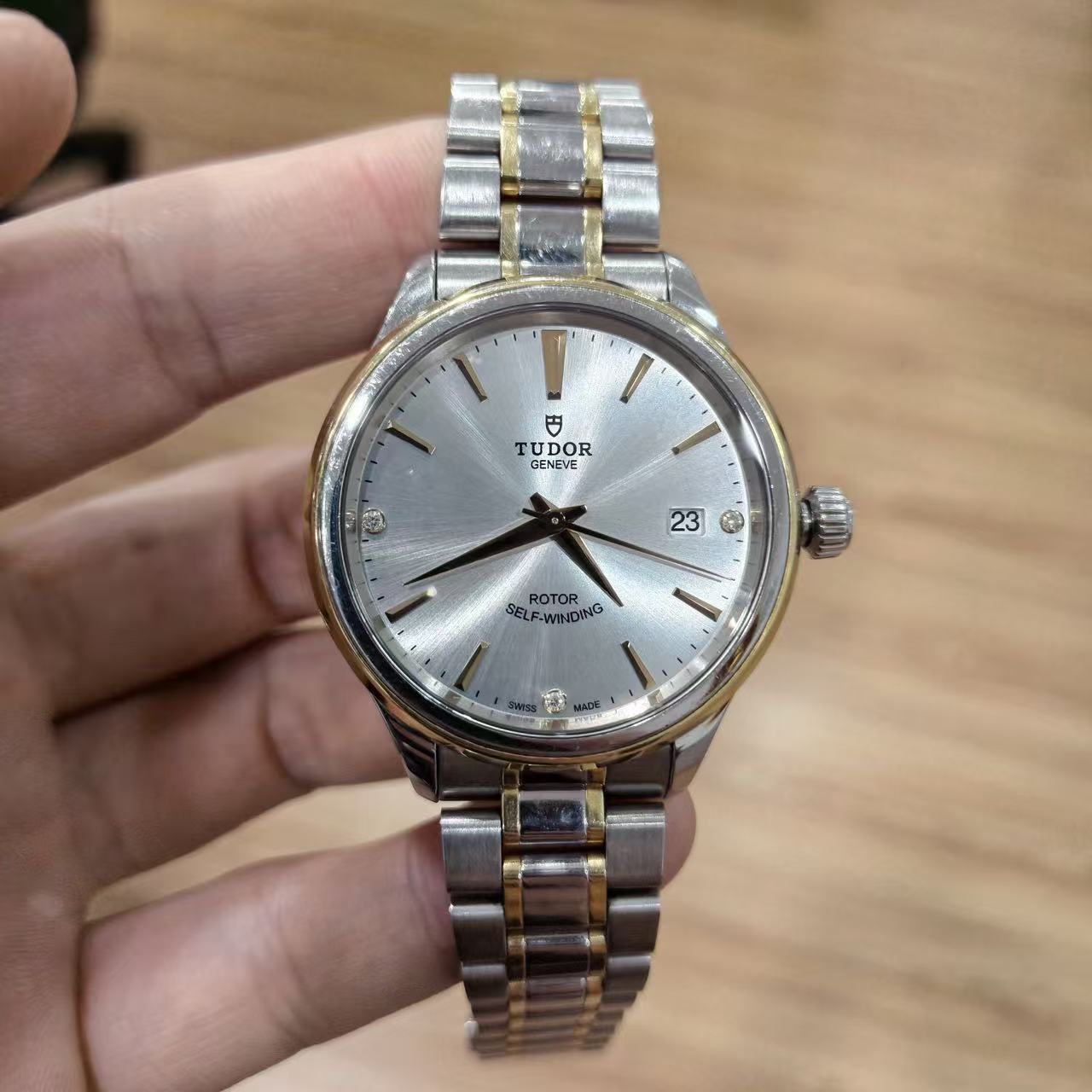 Tudor m12503-0005