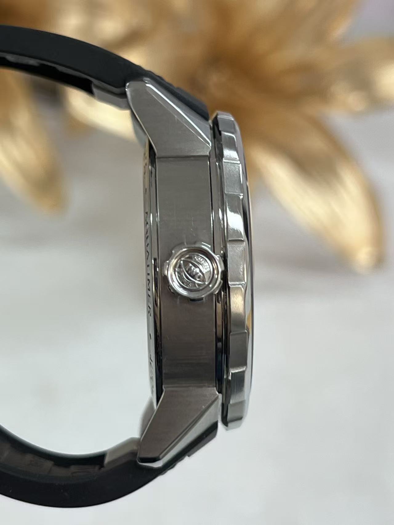 IWC IW328802 detail 4