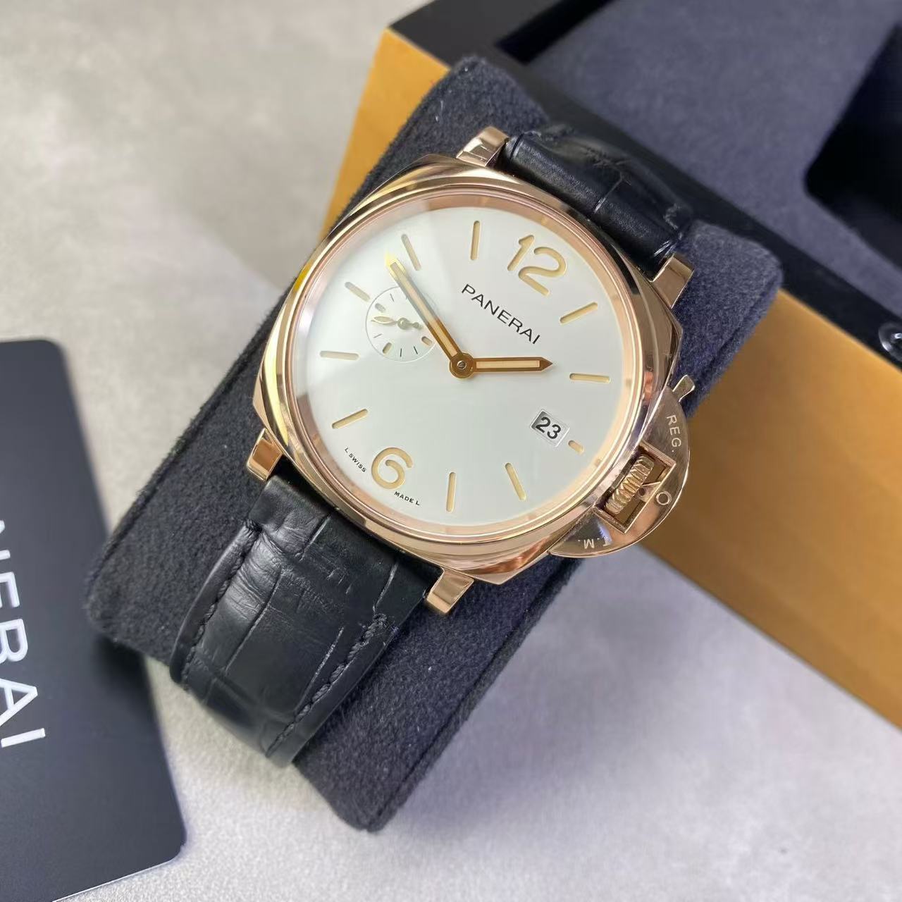 Panerai PAM01336 detail 1