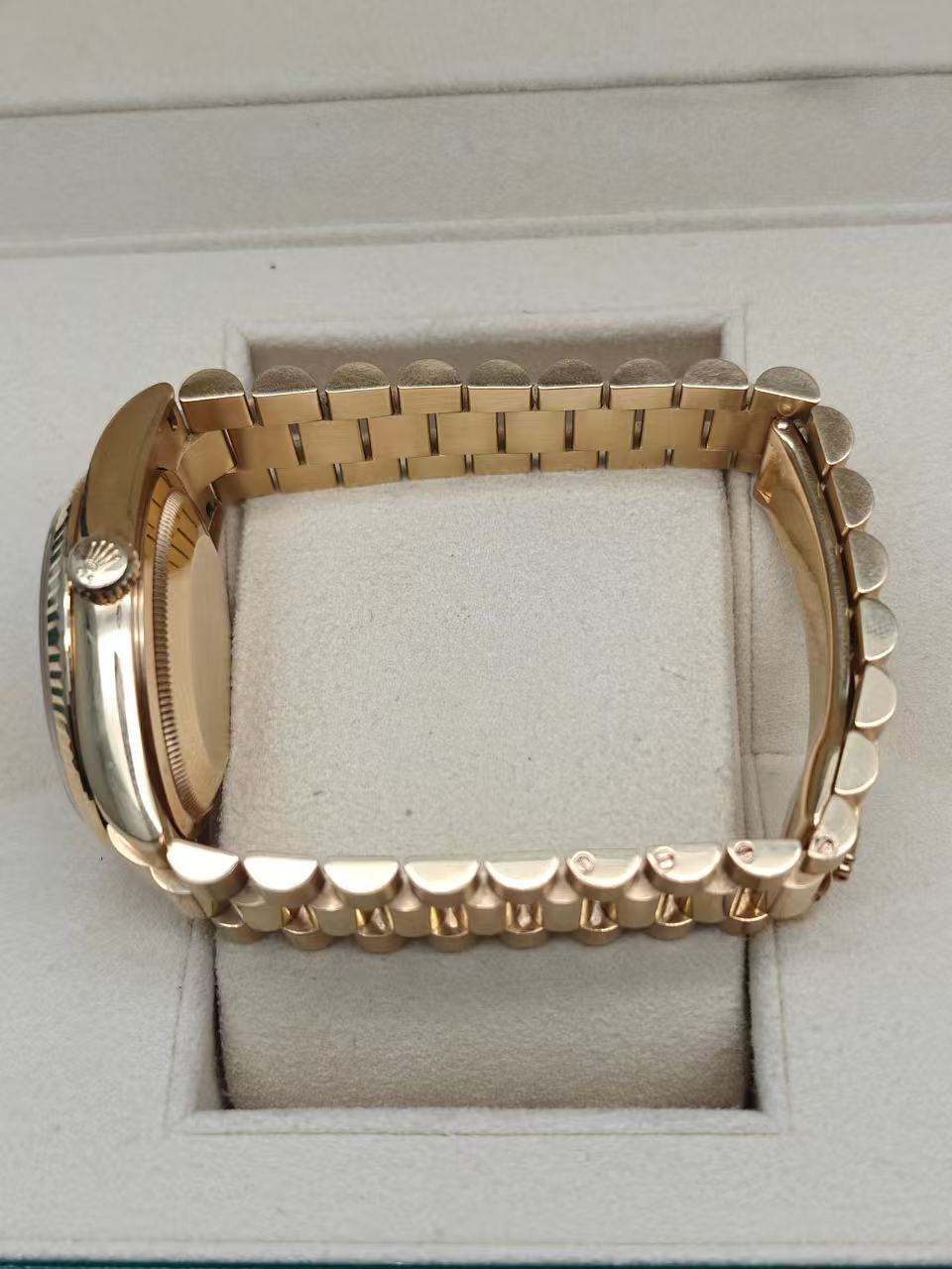 Rolex 118238 detail 4