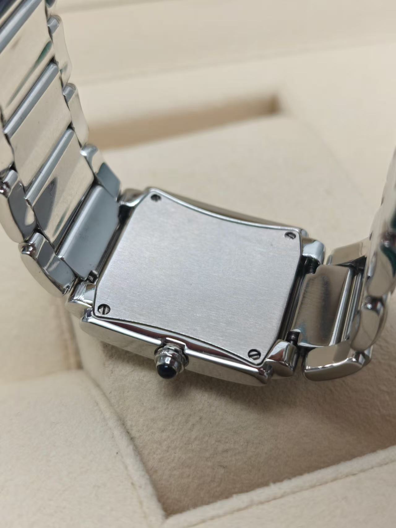 Patek Philippe 4910 / 10a-010 detail 4