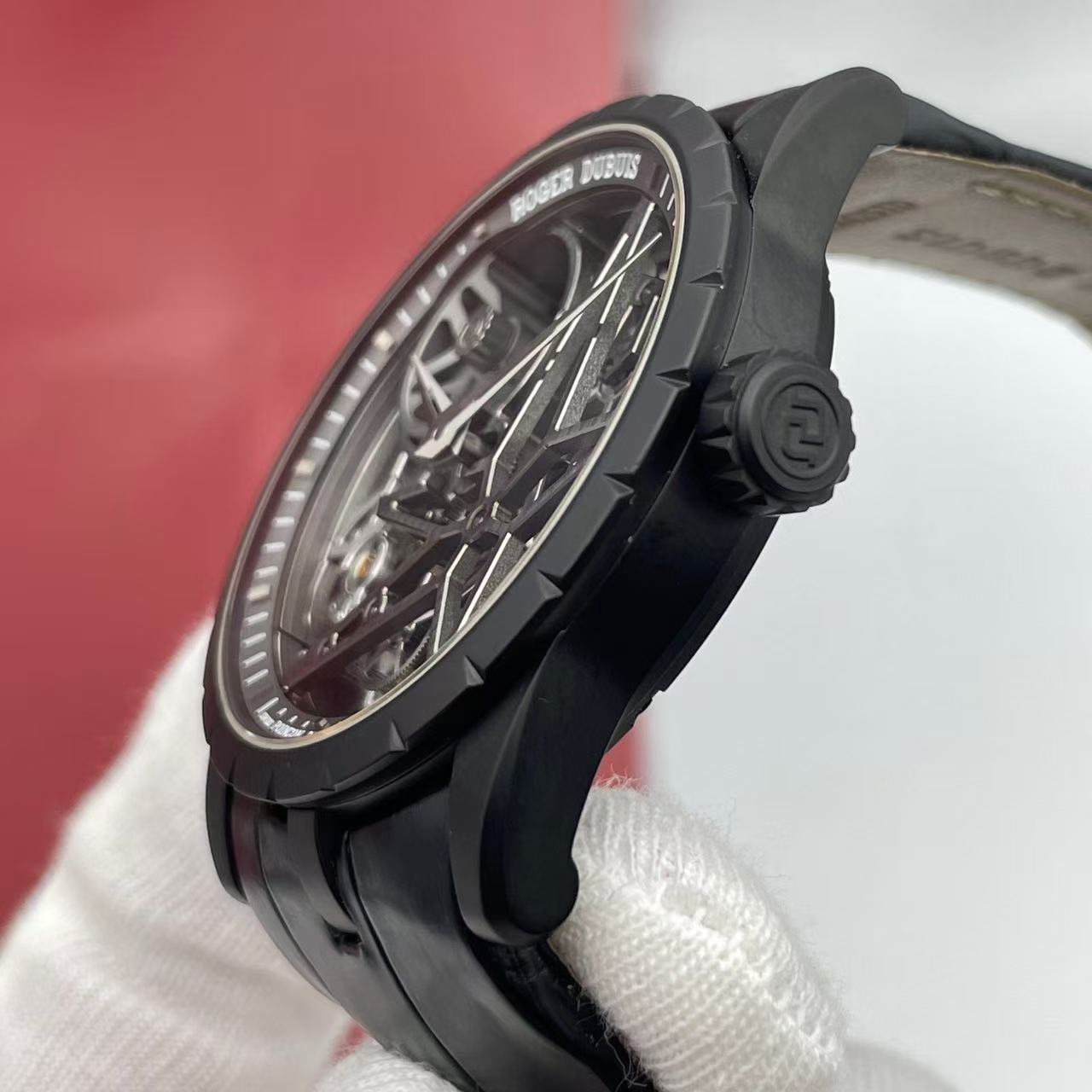 Roger Dubuis RDDBEX0473 detail 3