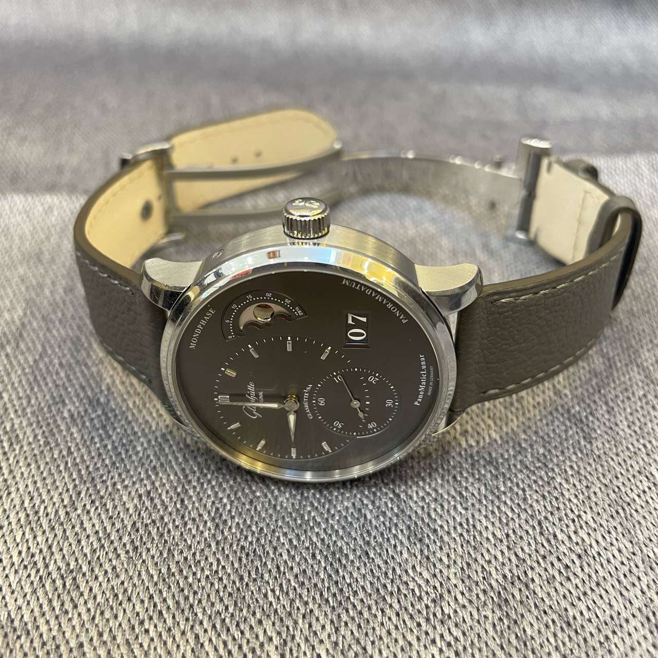 Glashütte Original 1-90-02-43-32-05 detail 5
