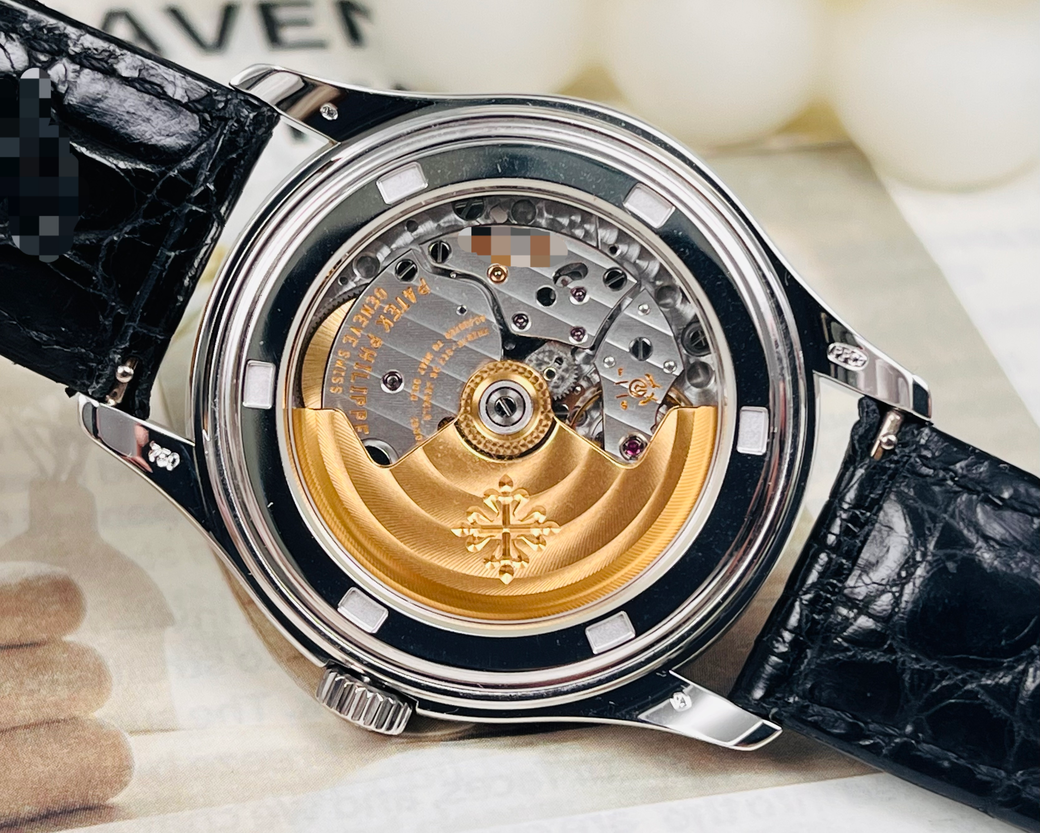 Patek Philippe 5146G-001 detail 5