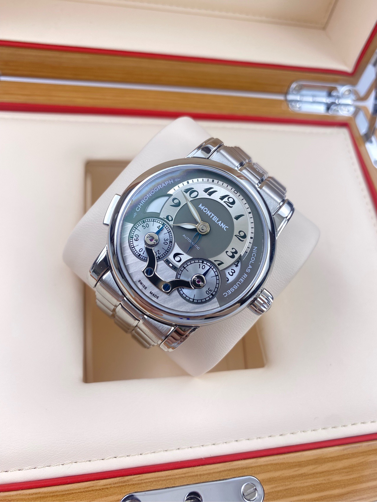 Montblanc U0102336 detail 2