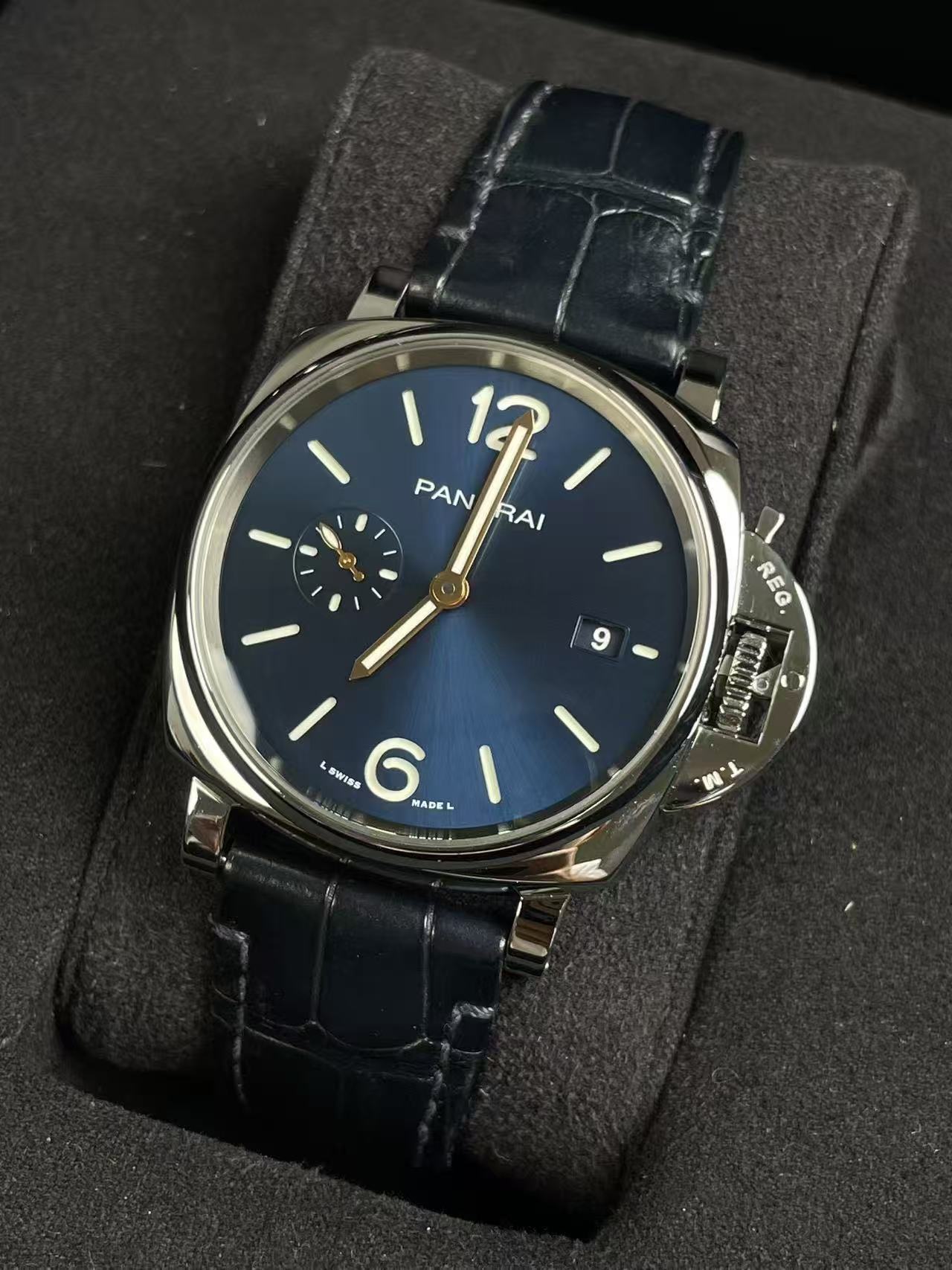 Panerai PAM01274 detail 2