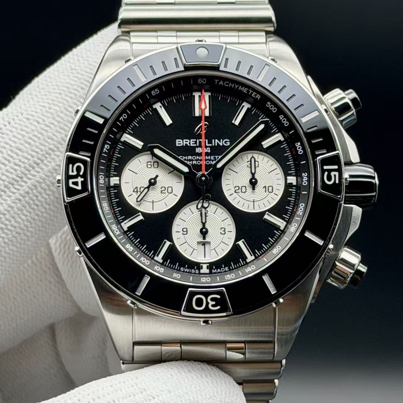 Breitling AB0136251B1A1