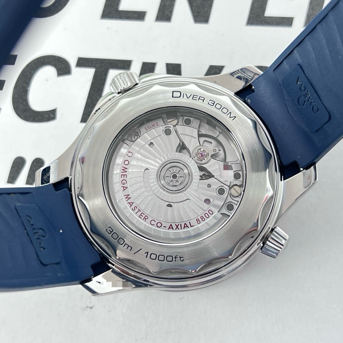 Omega 210.32.42.20.06.001 detail 6