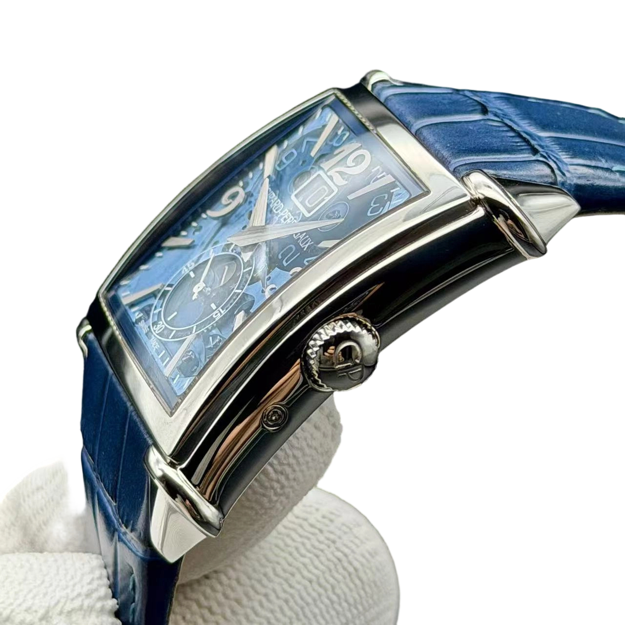 Girard Perregaux 25882-11-421-BB4A detail 3