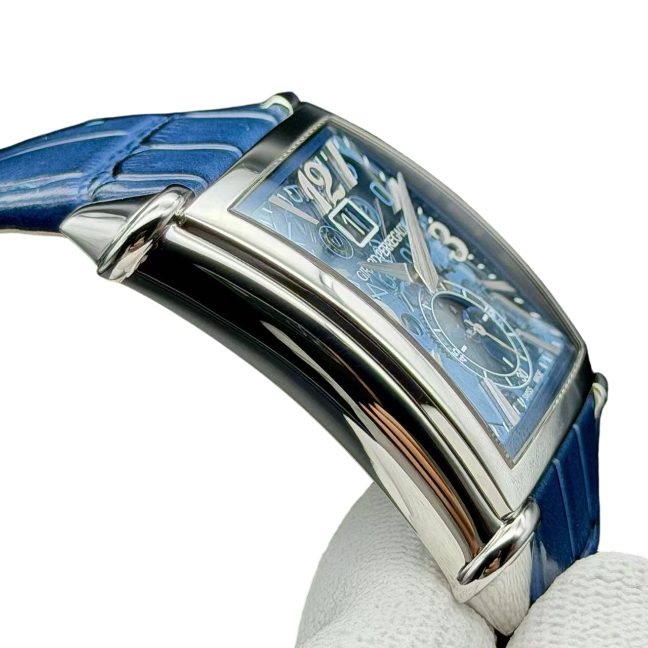 Girard Perregaux 25882-11-421-BB4A detail 4