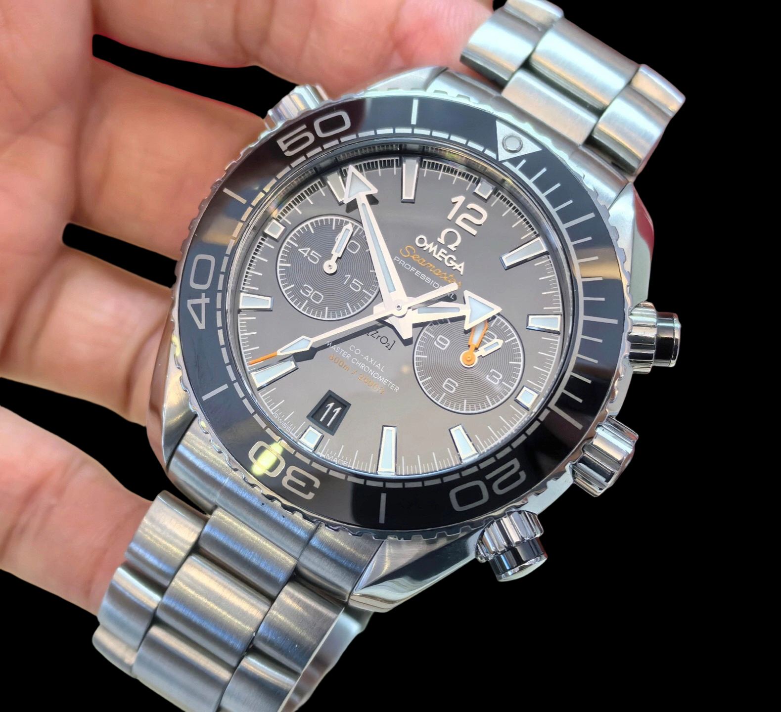 Omega 215.30.46.51.01.001 detail 1