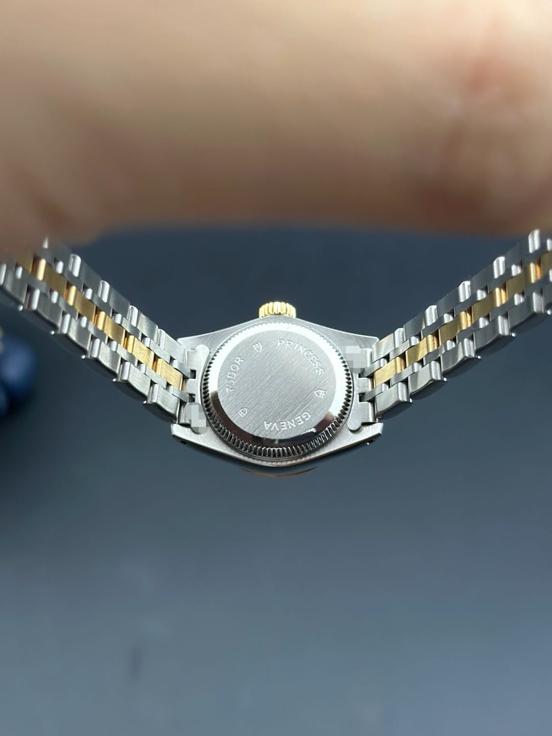 Tudor M92513-0011 detail 6