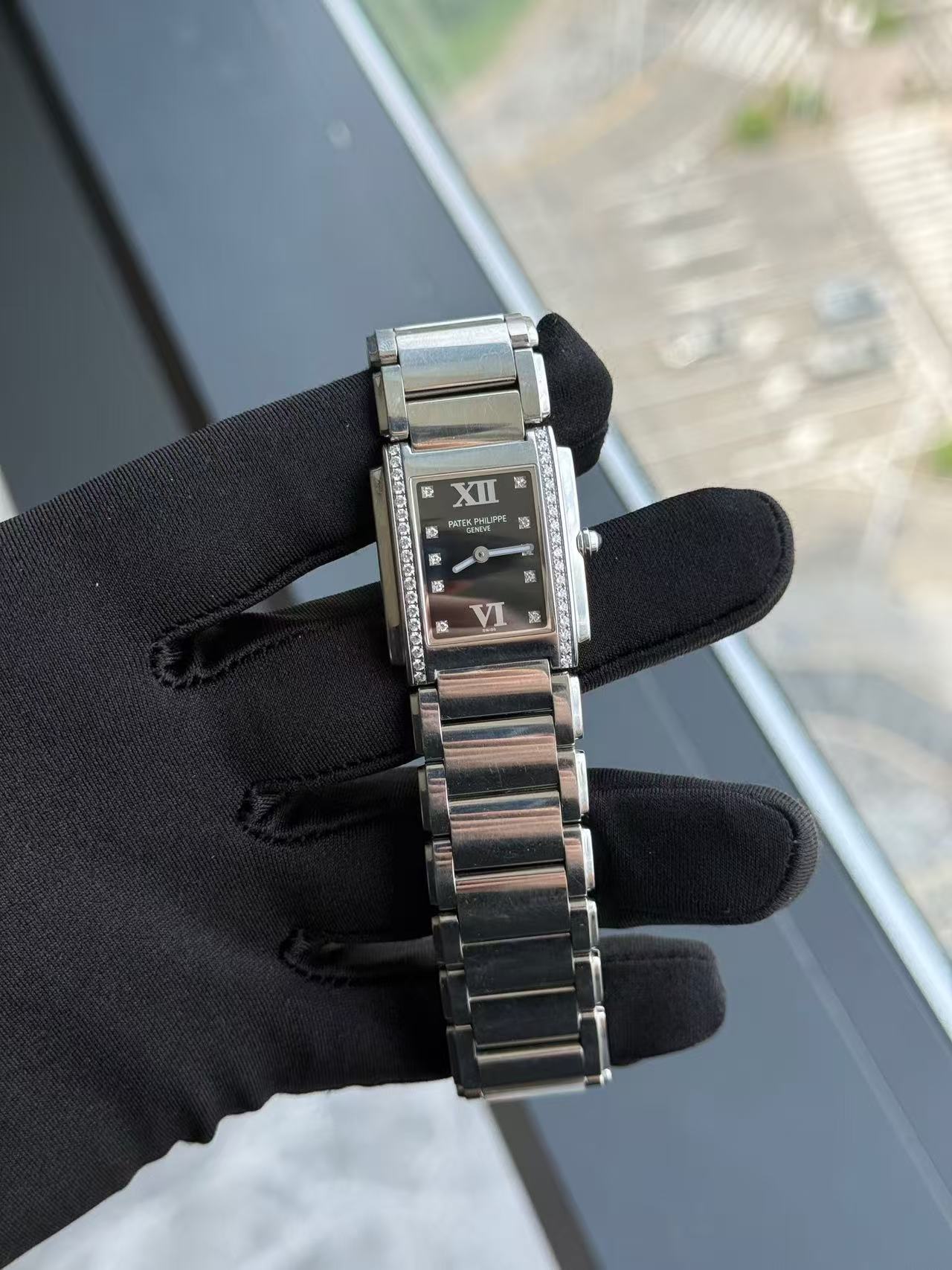Patek Philippe 4910 / 10A-001