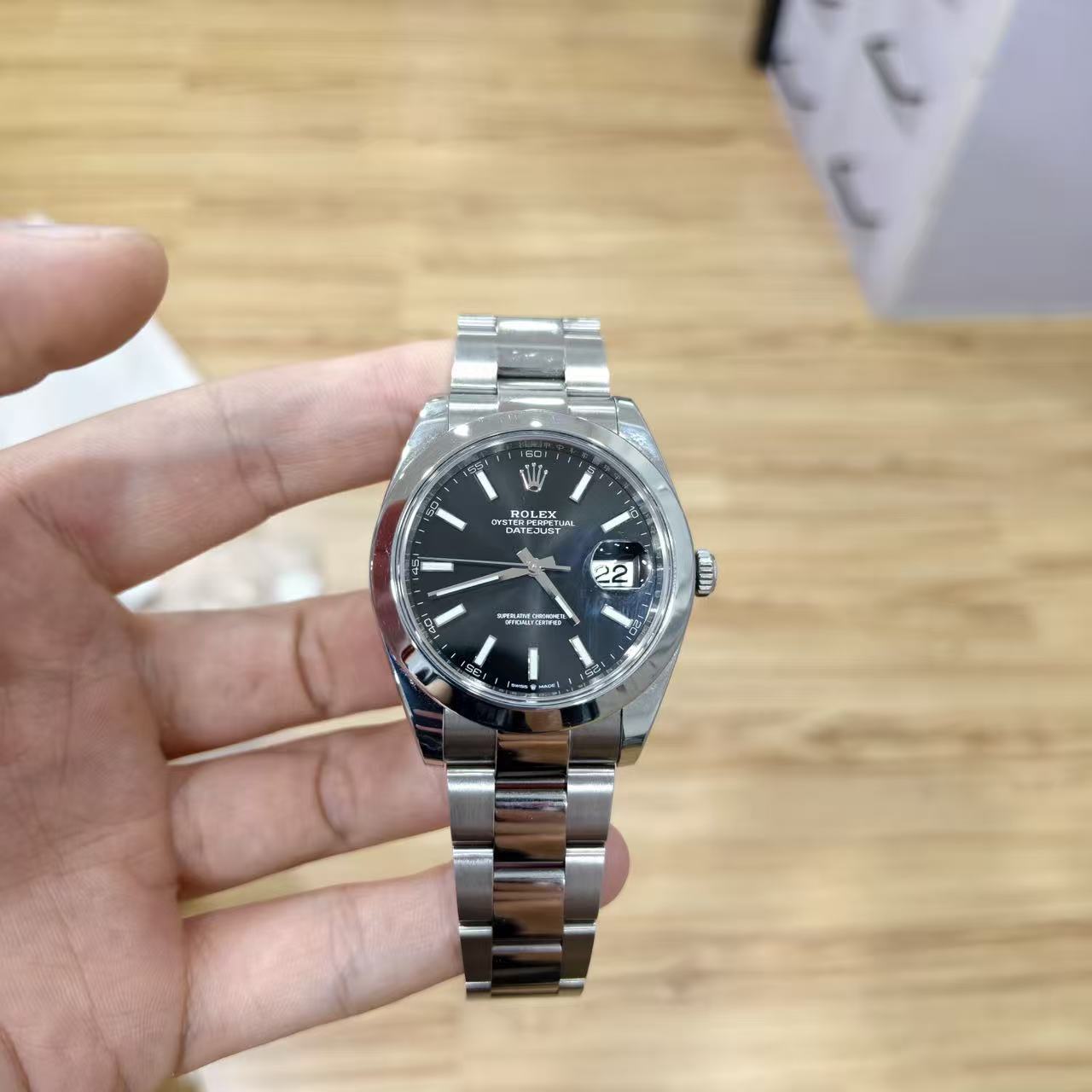 Rolex m126300-0011
