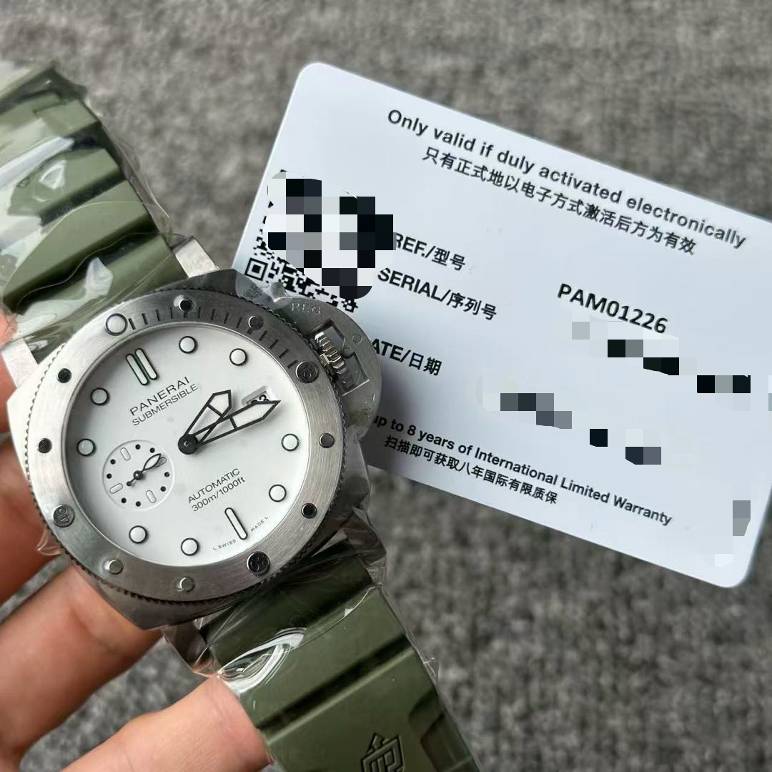 Panerai PAM01226 detail 4