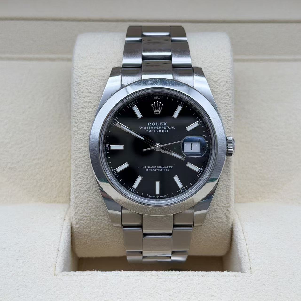 Rolex m126300-0011