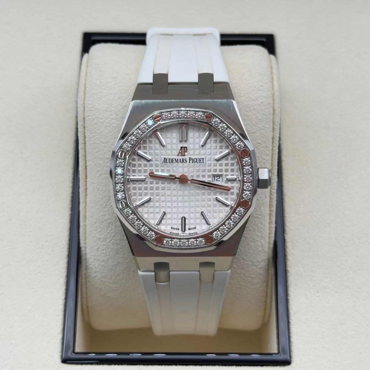 Audemars Piguet 67651ST.ZZ.D010CR.01