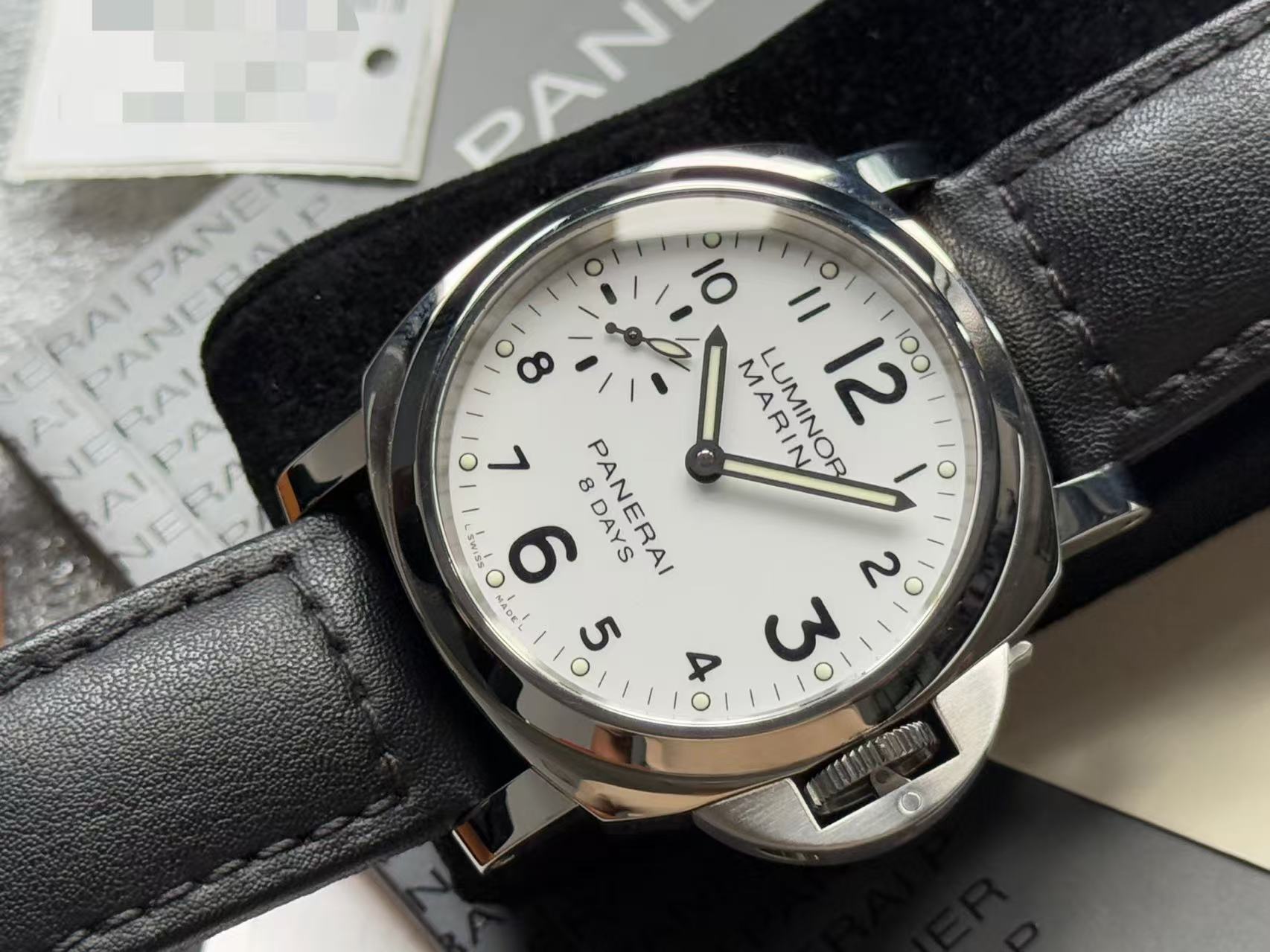 Panerai PAM00563