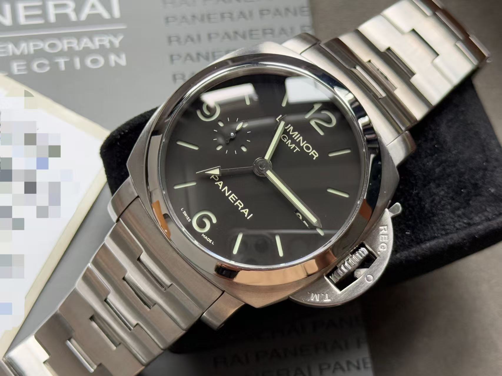 Panerai PAM00329